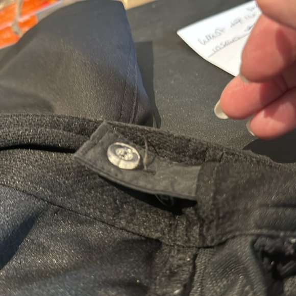 Women’s Club Ride Trail Shorts size Medium - Picture 7 of 8